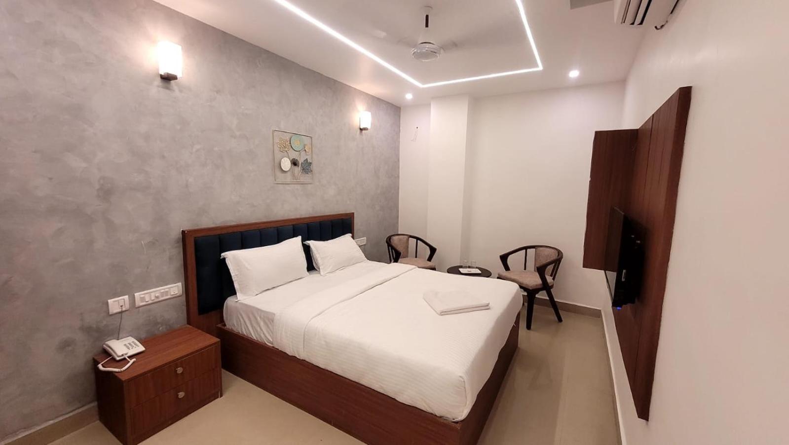 Hotel Royal Luxe - Us Consulate, Apollo Hospital, Sankara Natralya Chennai Exterior photo